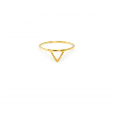 Sign - Geometric, simple and elegant. You can wear the gold Sign ring in any occasion from day to night! It can be worn along other rings from Maya's collection.

Material: 14k gold
