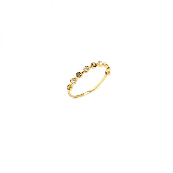 Swan - Gold ring with white and brown zircons sitting alternately on a gold band that will surely impress those around you! A piece you will never get bored of as it'll never lose its timelessness!

Material: 14k gold with white and brown zircons